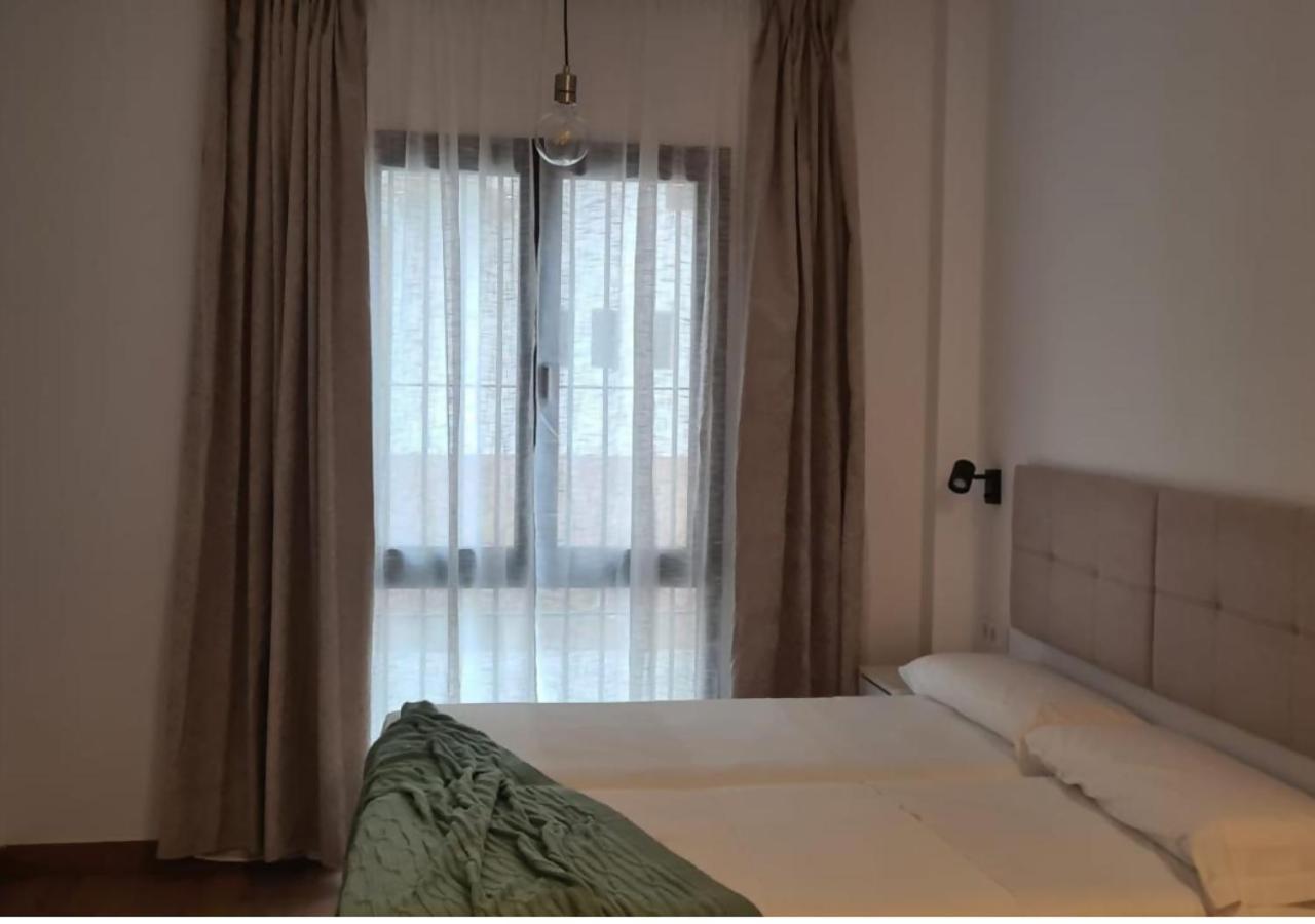 Global Suites Sevilla Εξωτερικό φωτογραφία
