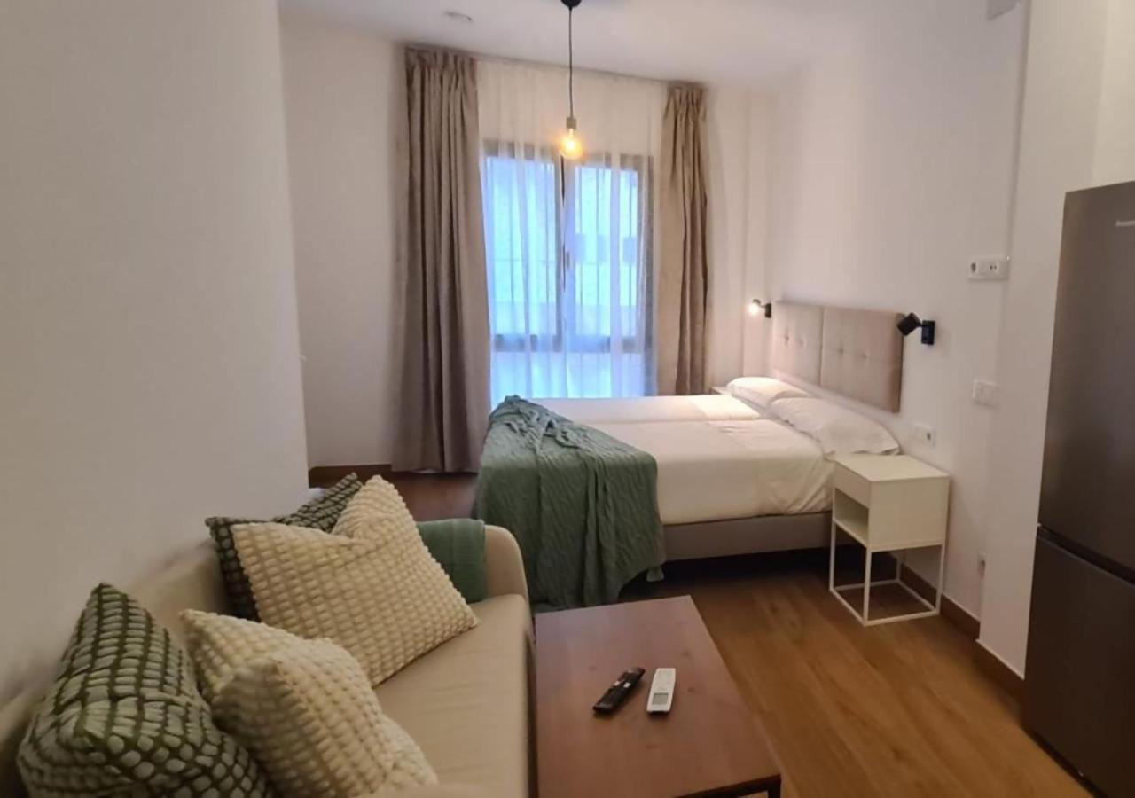 Global Suites Sevilla Εξωτερικό φωτογραφία