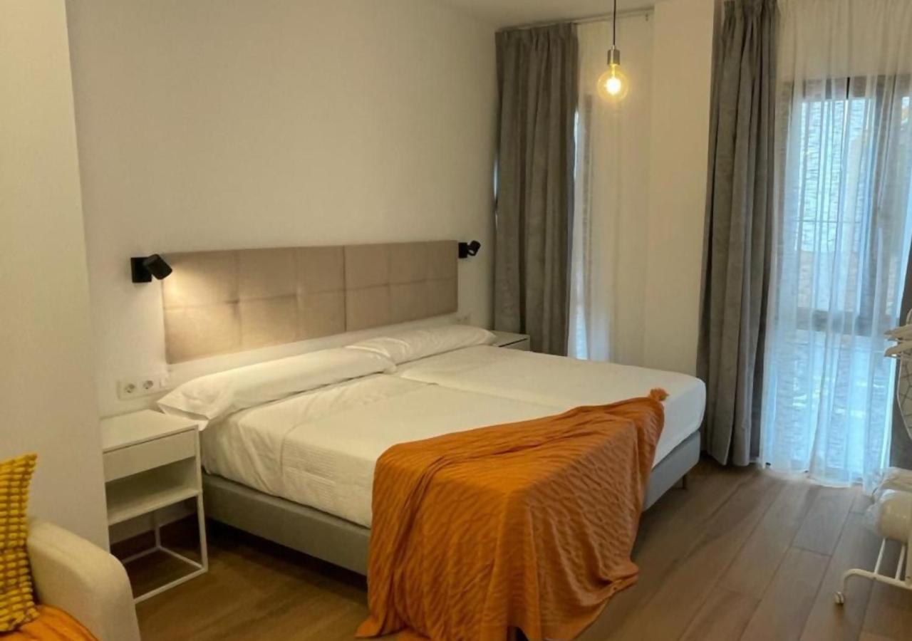 Global Suites Sevilla Εξωτερικό φωτογραφία