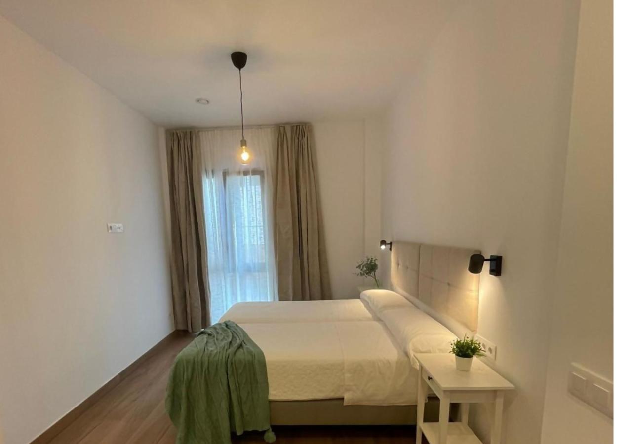 Global Suites Sevilla Εξωτερικό φωτογραφία