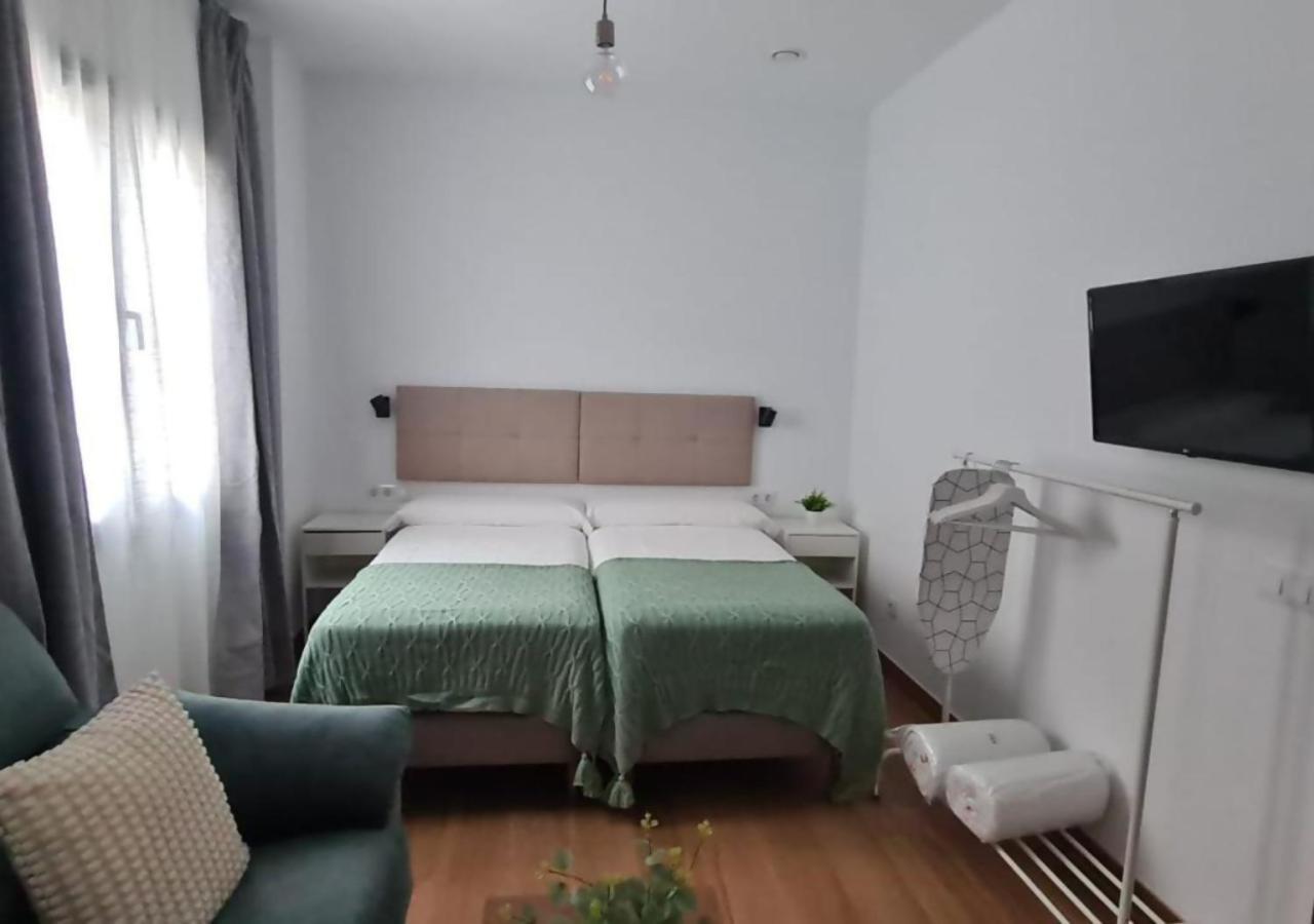 Global Suites Sevilla Εξωτερικό φωτογραφία
